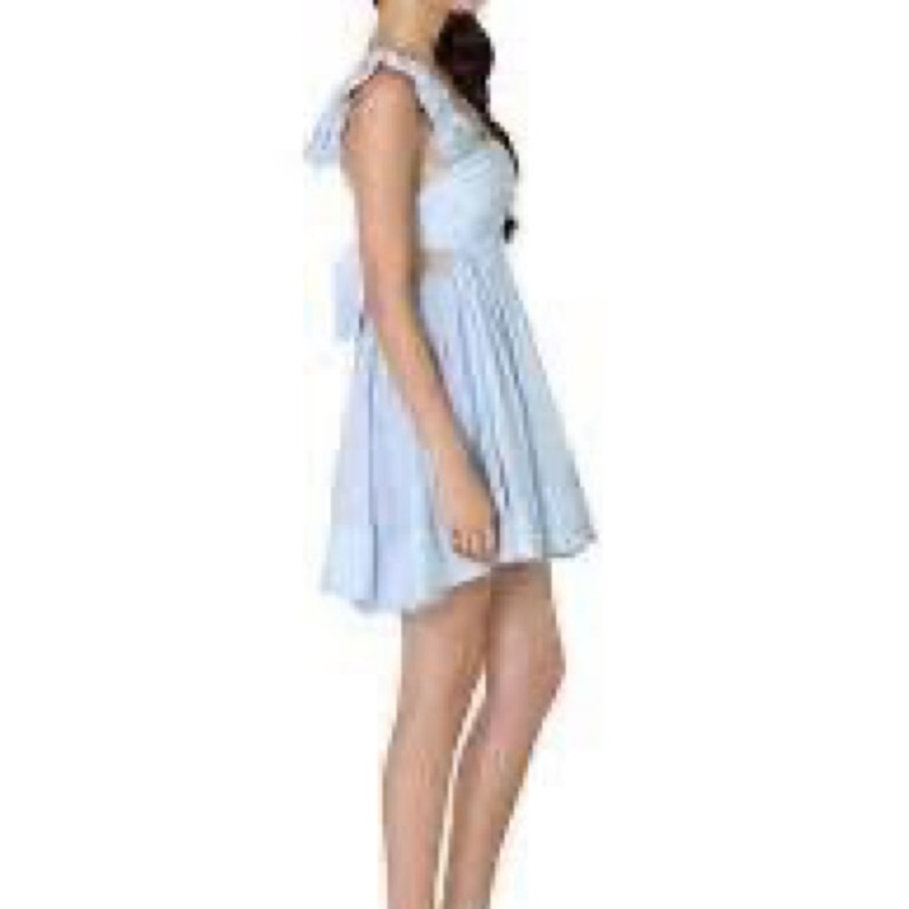 Woman’s size medium Mabel v neck dress